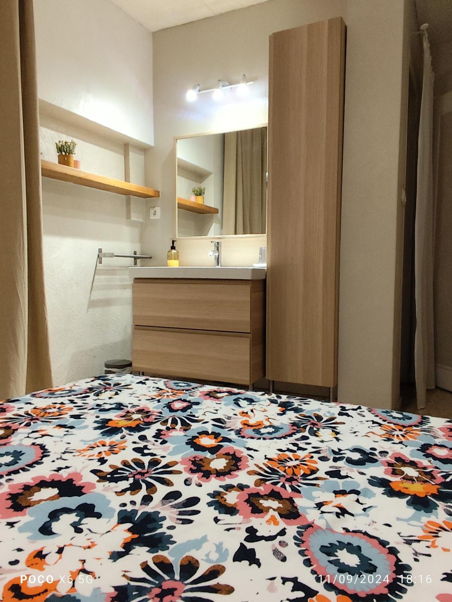 Apartment Maison Medicis - T5 Spacieuse Et Calme En - Emplacement Ideal *